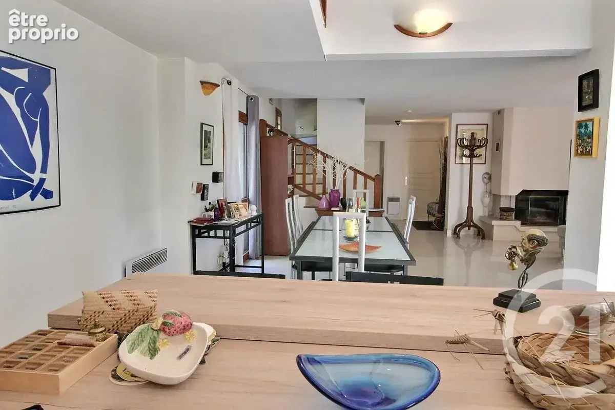 Maison 135 m² à Biot  - photo 3