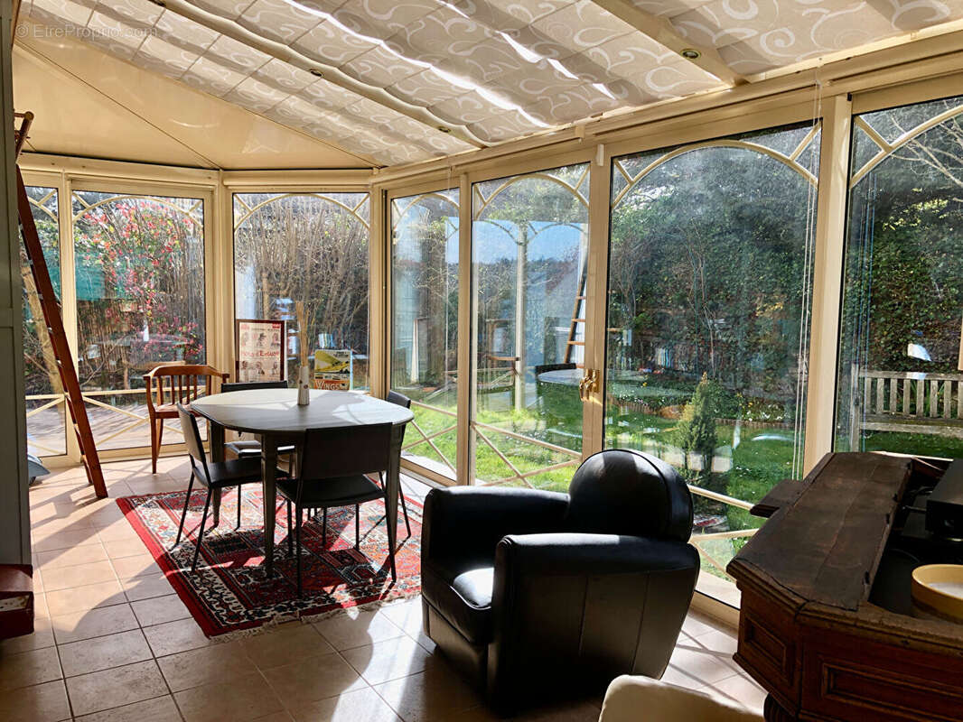 Maison à LES LOGES-EN-JOSAS