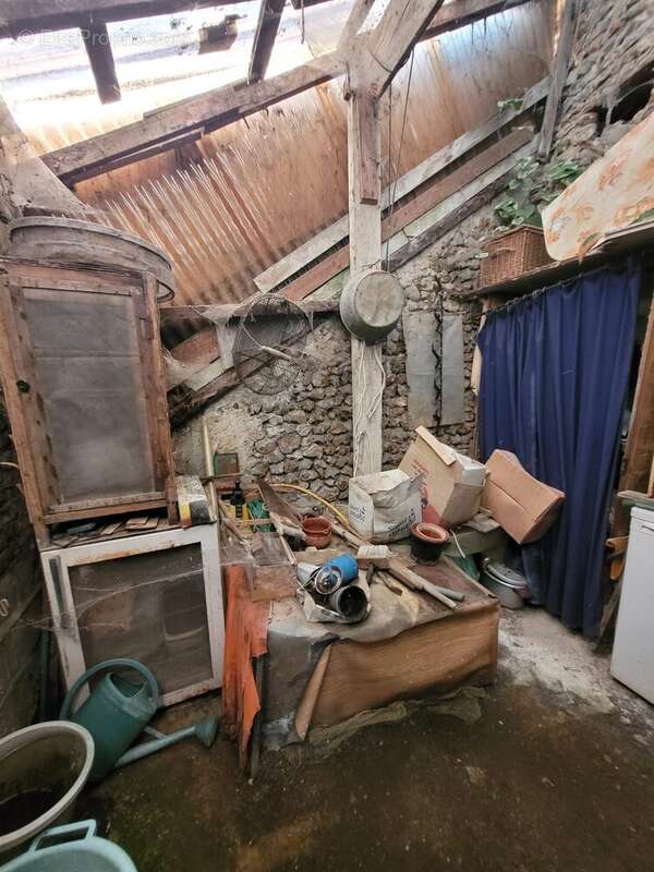 Maison à LA MADELEINE-BOUVET