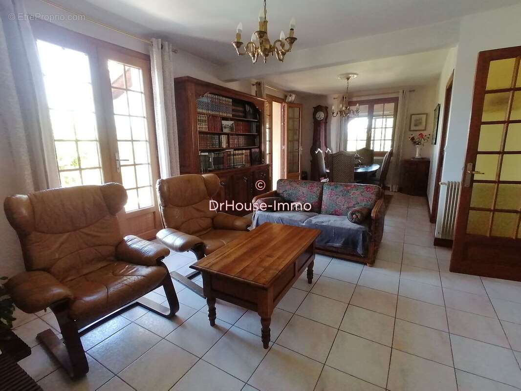 Maison à SAINT-CERE