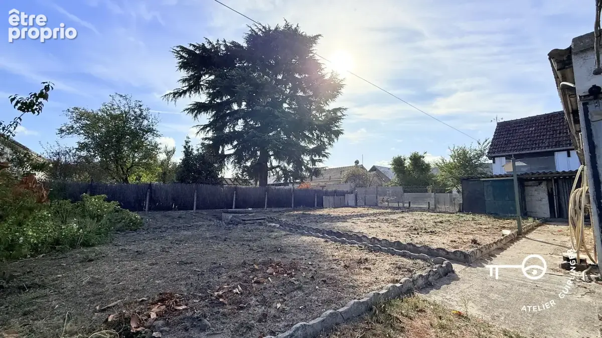 Maison de plain-pied à rénover. 3 chambres et jardin à Romorantin-Lanthenay - photo 3