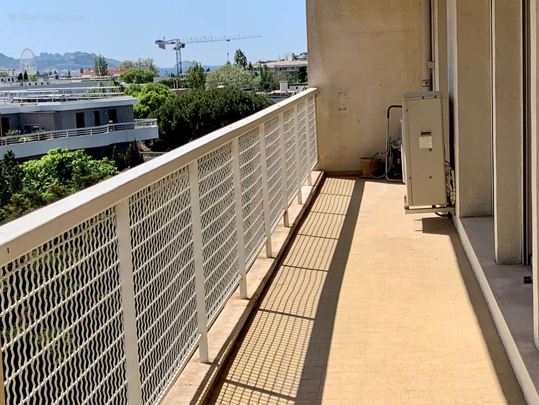 Appartement à MARSEILLE-8E