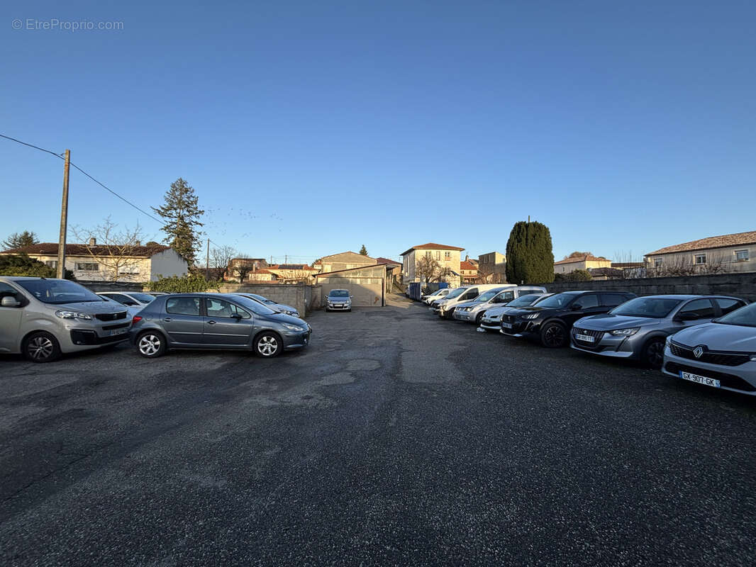 Commerce à VILLENEUVE-SUR-LOT