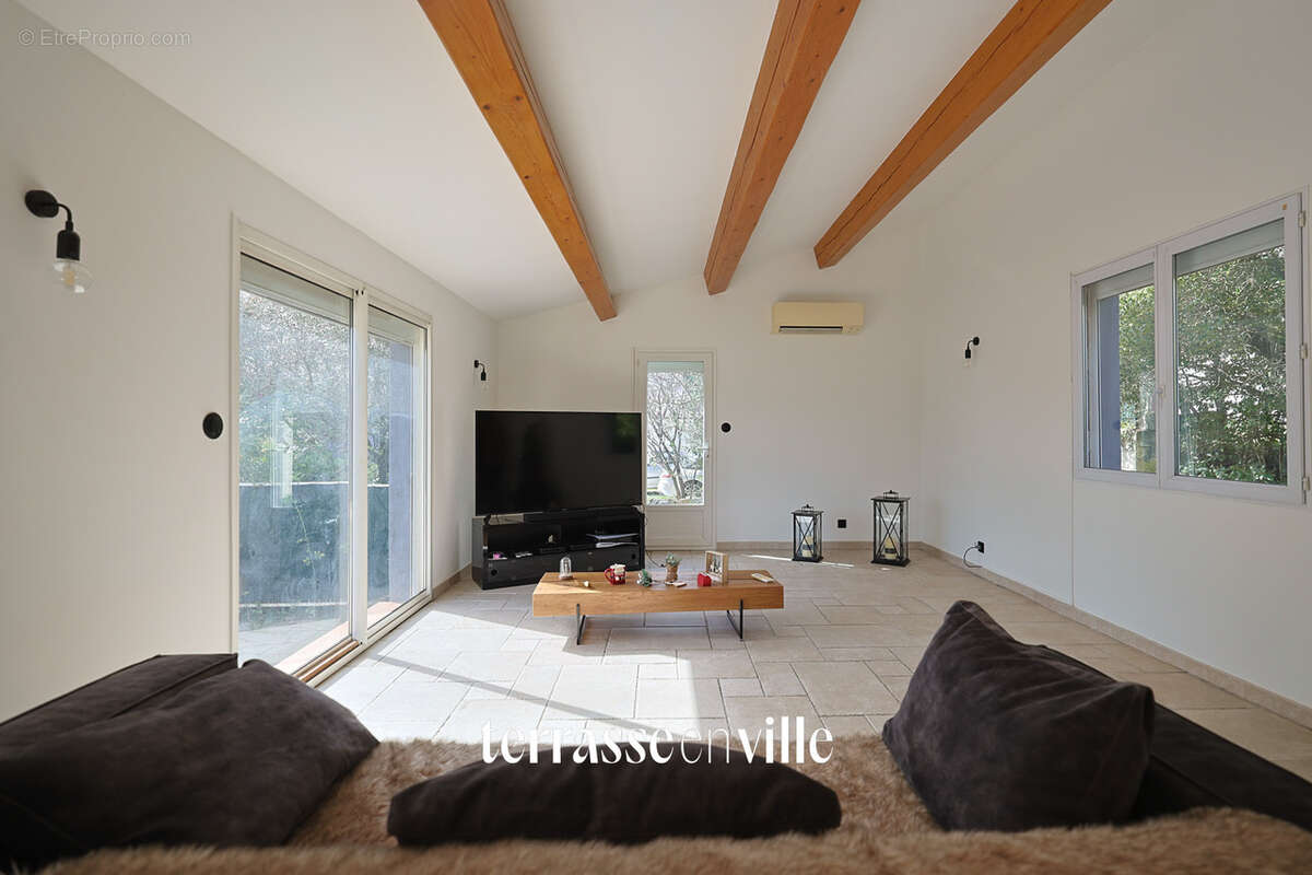 Maison à LA BOUILLADISSE