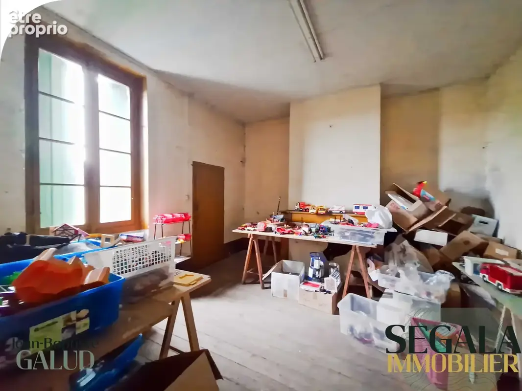 Immeuble dans le centre ville de Carmaux - 650 m2 au sol - photo 12