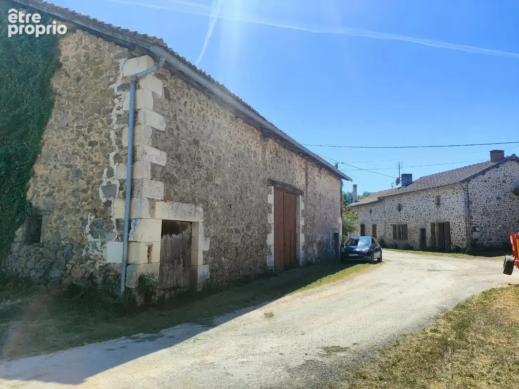 Appartement 4 pièces 140 m² à vendre à Maisonnais-Sur-Tardoire (87440) - photo 2