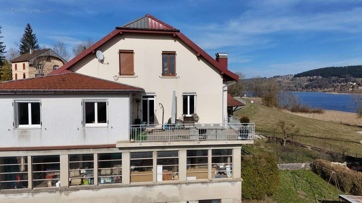 Appartement à SAINT-POINT-LAC