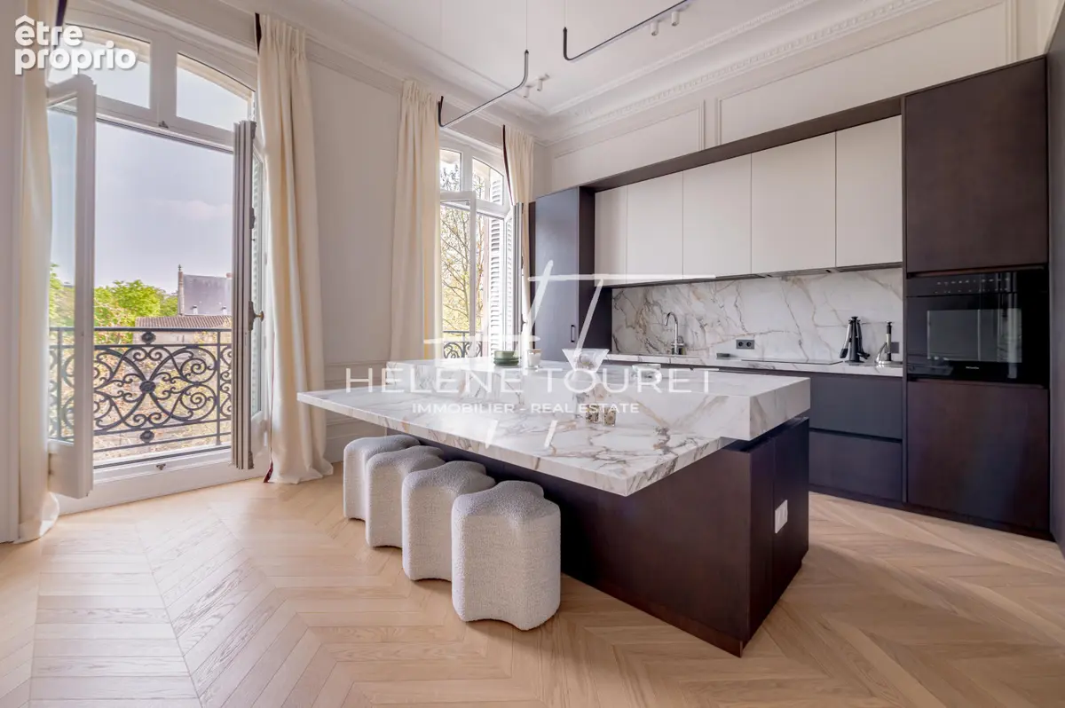 Appartement 161 m² à Paris-6e  - photo 6