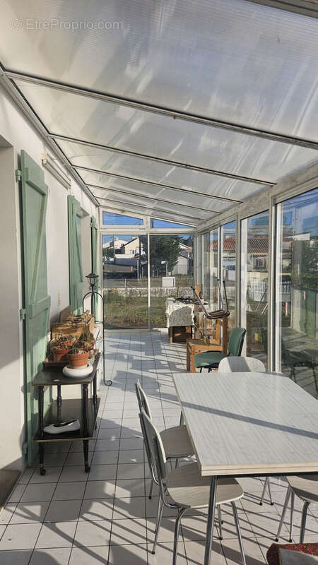 Maison de 114,5 m2 + grand garage, proche bourg ! - photo 8
