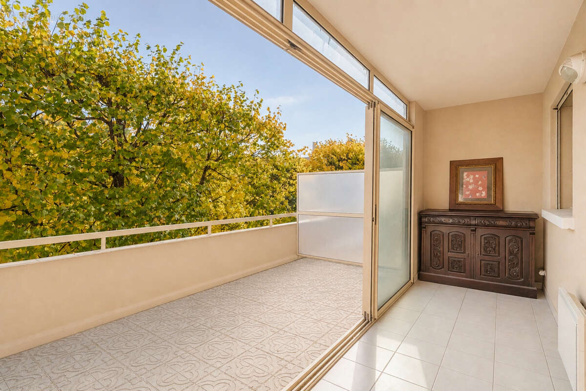 Appartement à LES PAVILLONS-SOUS-BOIS