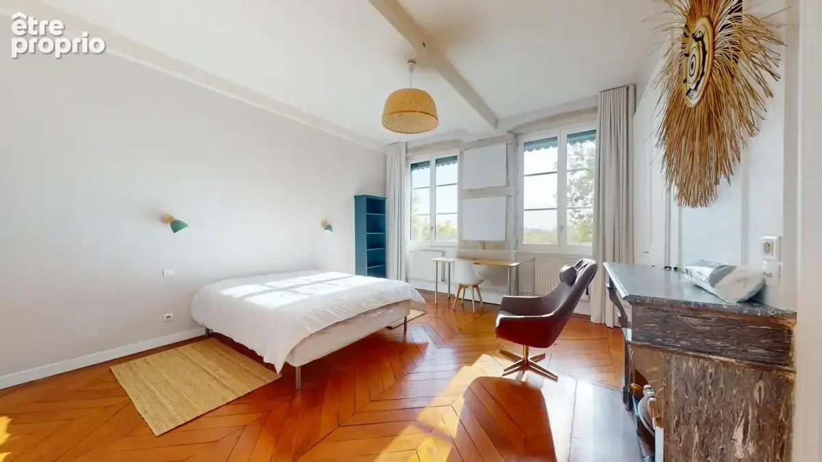 UNIQUE - Appartement d'exception de 147 m² avec vue panoramique sur le Rhône - photo 8