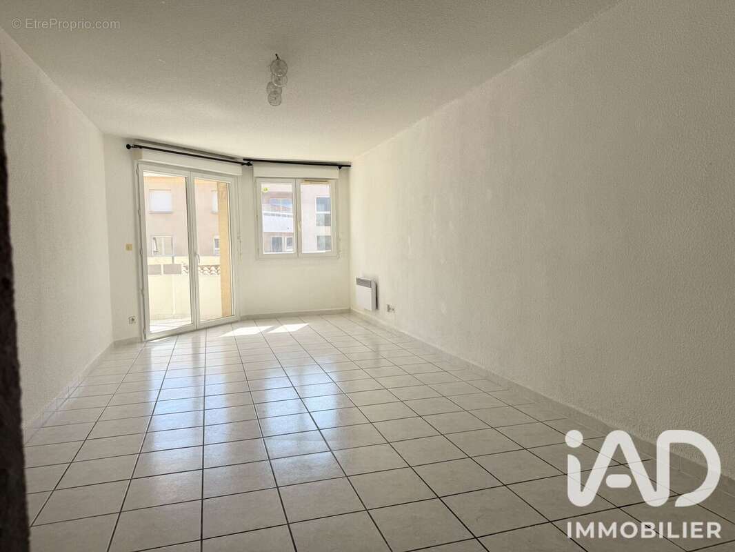 Photo 3 - Appartement à SAINT-ESTEVE
