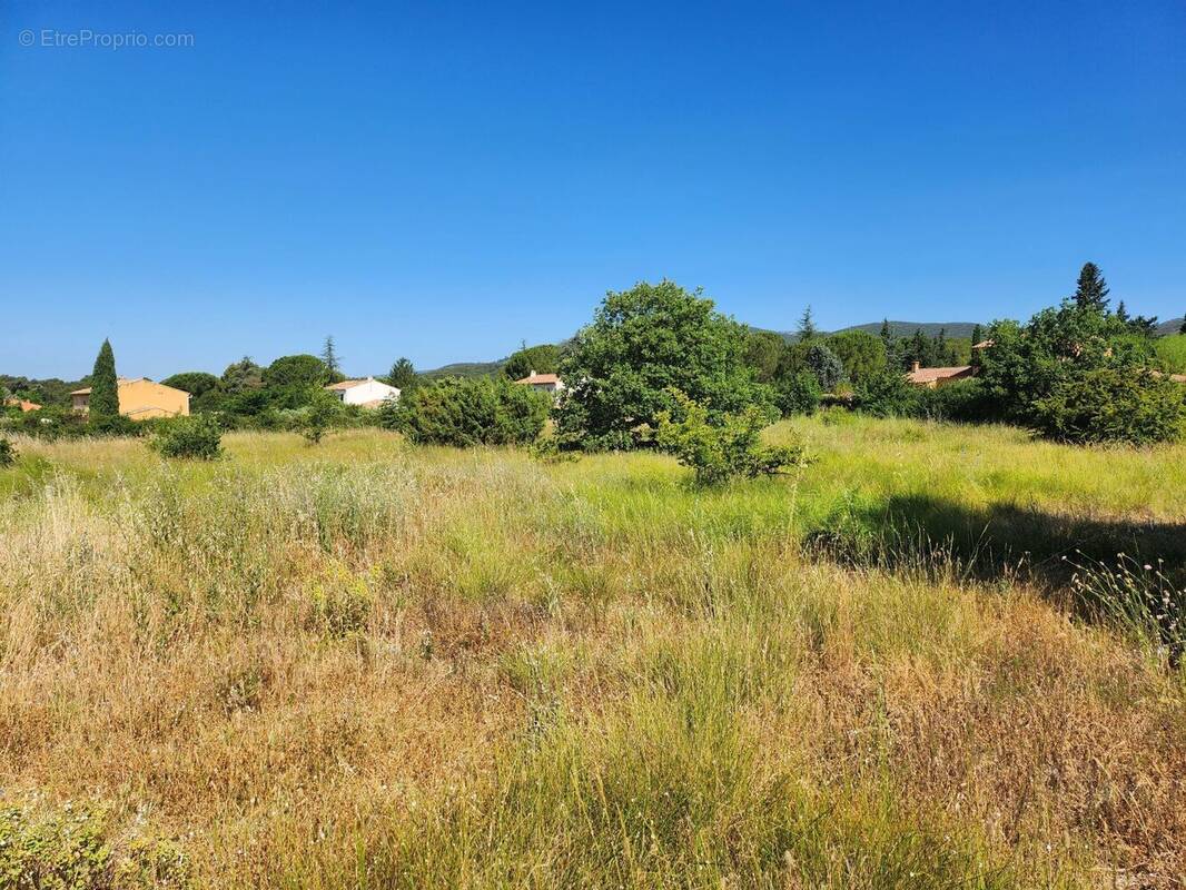 Terrain à LAURIS