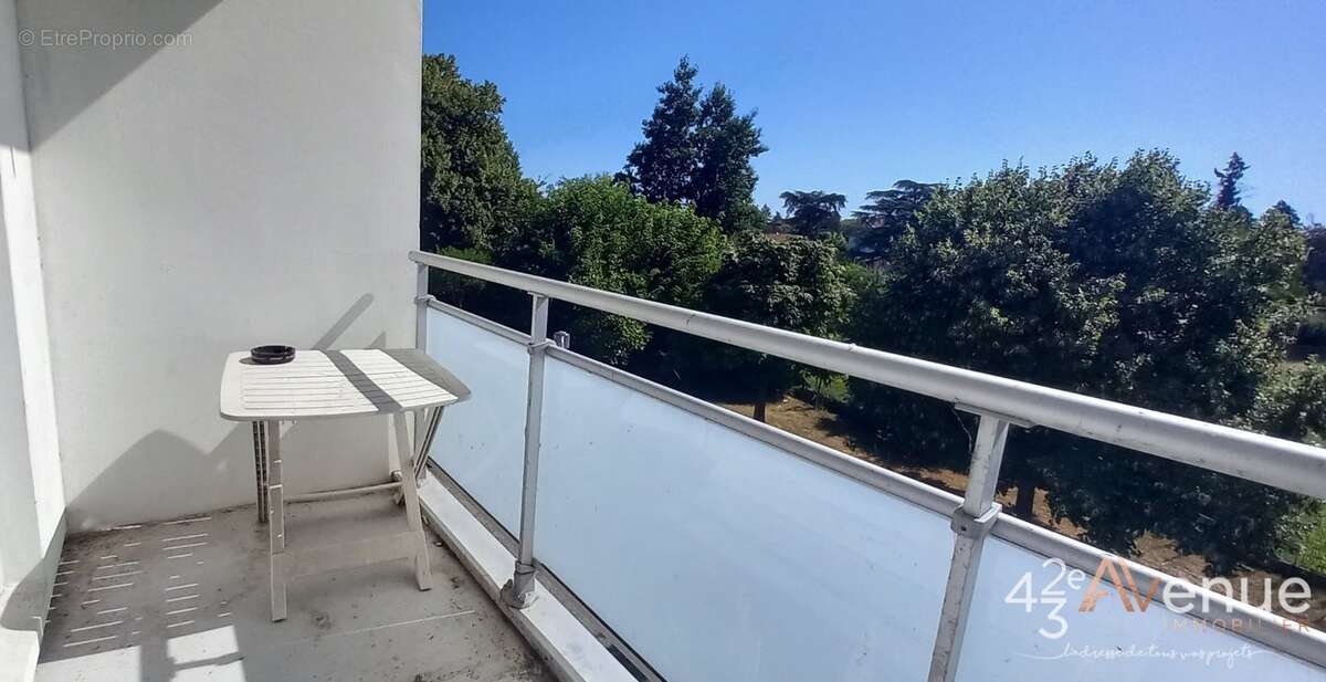 Appartement à DECINES-CHARPIEU