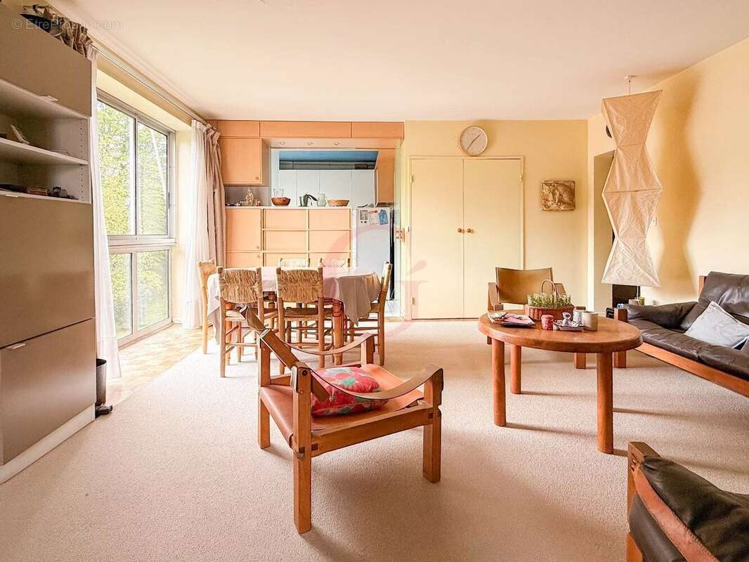 Appartement à BOURG-LA-REINE