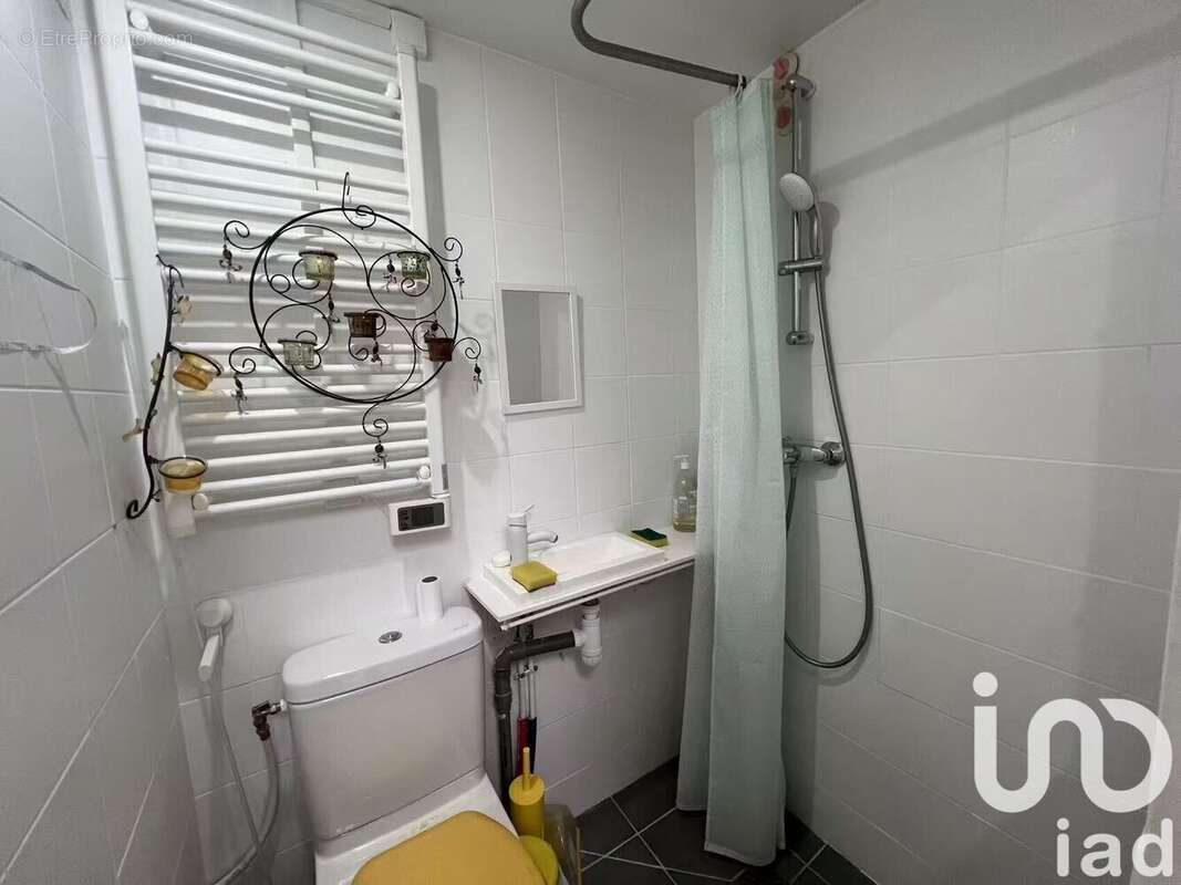 Photo 7 - Appartement à PARIS-8E