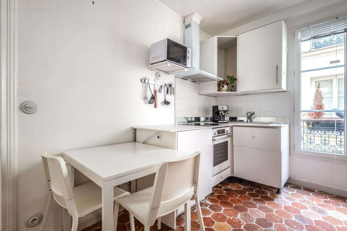 Appartement à PARIS-11E