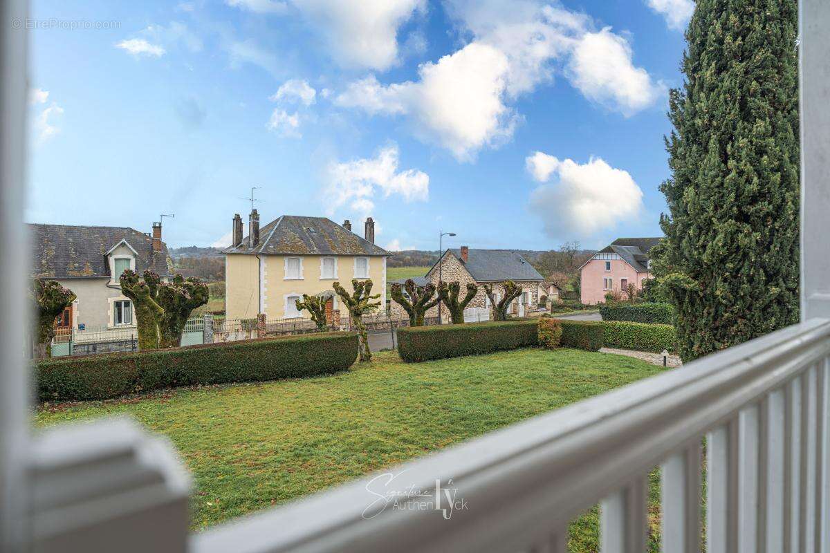 Maison à SAINT-GERMAIN-LES-BELLES