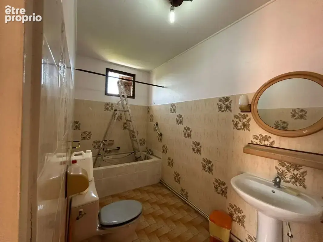 A VENDRE : Villa T8 de 200m² au Gosier (97190) - photo 6