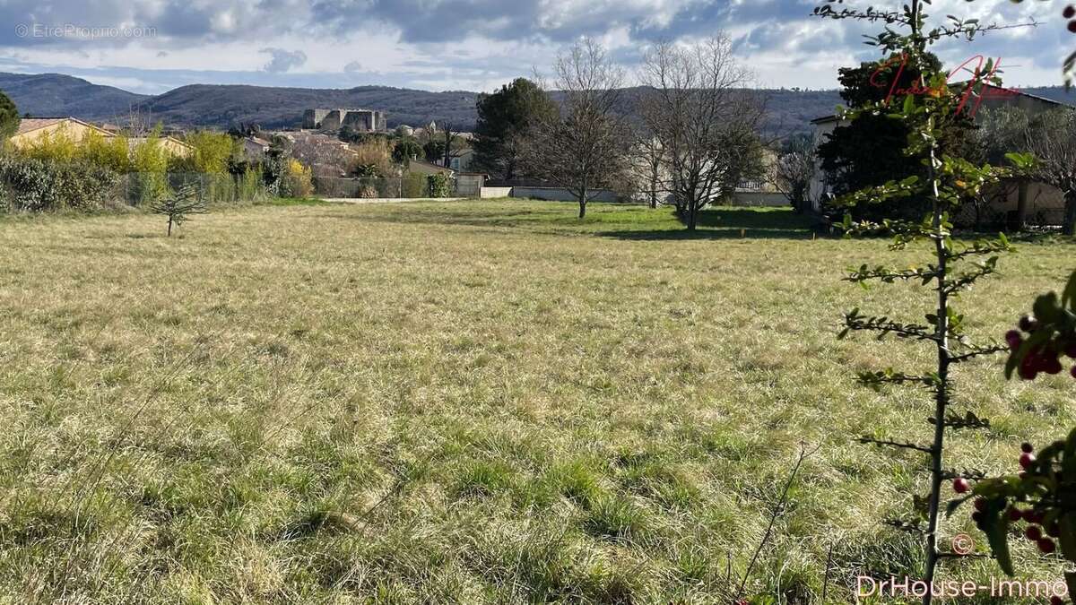Terrain à ALBA-LA-ROMAINE