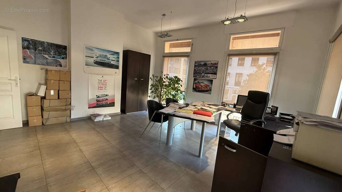 Autre à SAINT-RAPHAEL