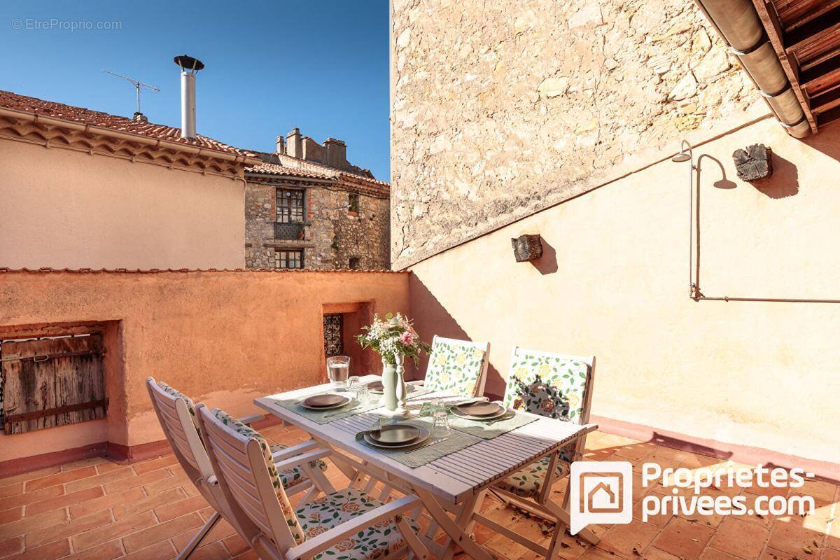 Maison à MONTAUROUX