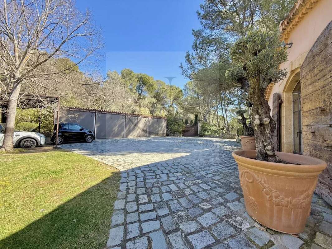 Maison à AIX-EN-PROVENCE