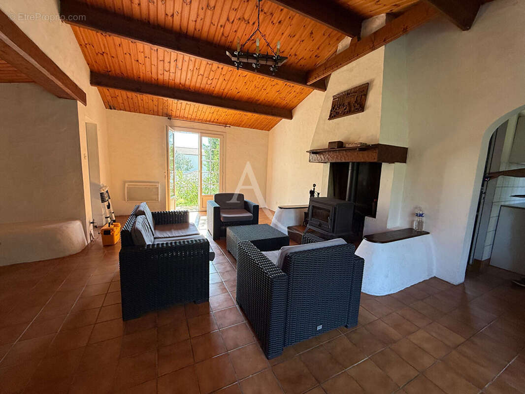 Maison à NOTRE-DAME-DE-RIEZ