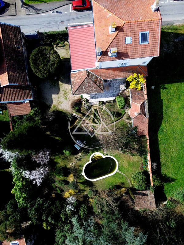 Maison à ROMANS-SUR-ISERE