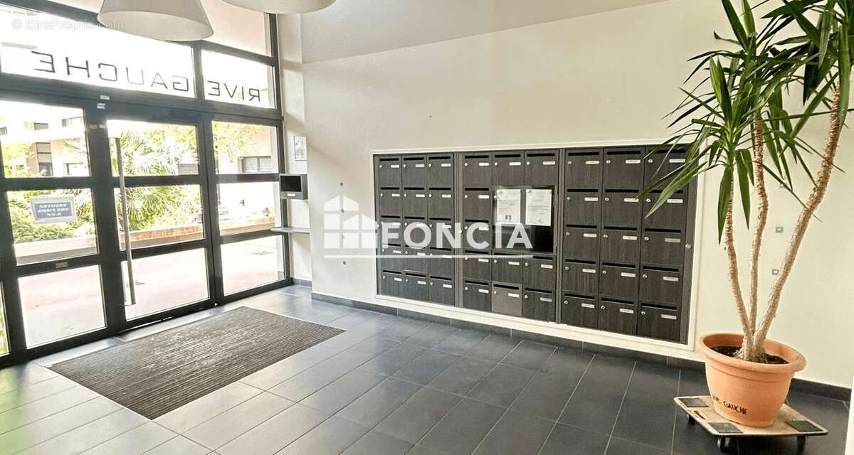 Appartement à MARSEILLE-8E