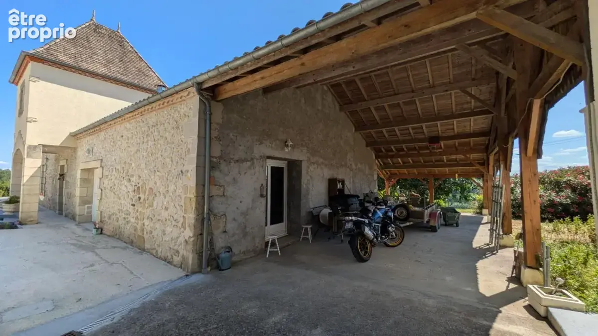 Maison de 350m² avec piscine et dépendances sur 2ha - photo 14