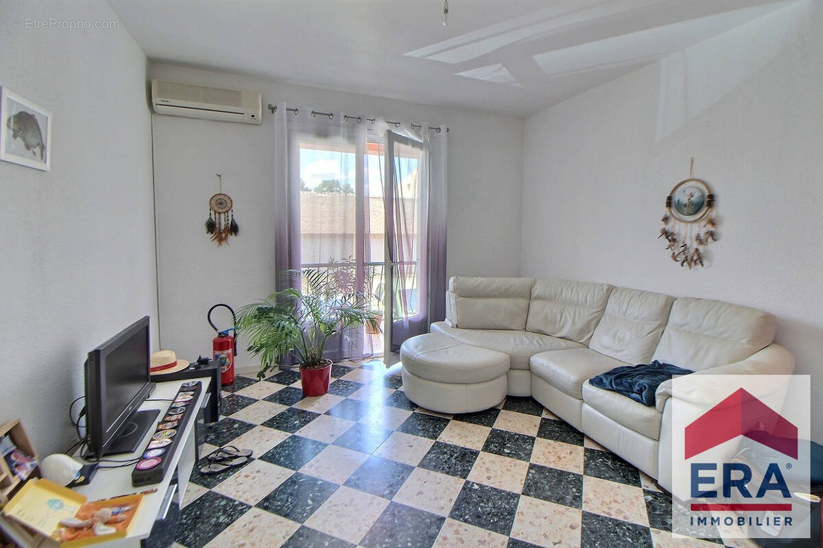 Appartement à PIERRELATTE