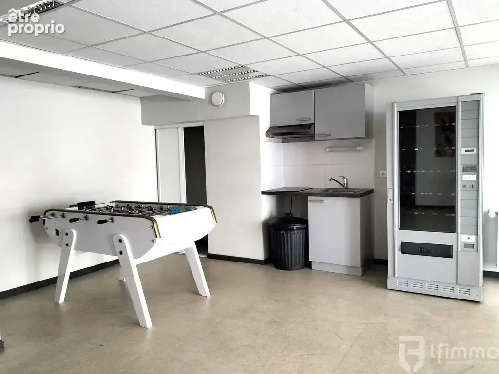 Investissement locatif - Studio loué + parking - Revenus 4 848 € - photo 7