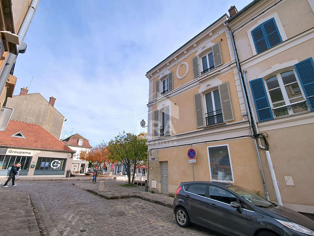 Appartement à LUZARCHES