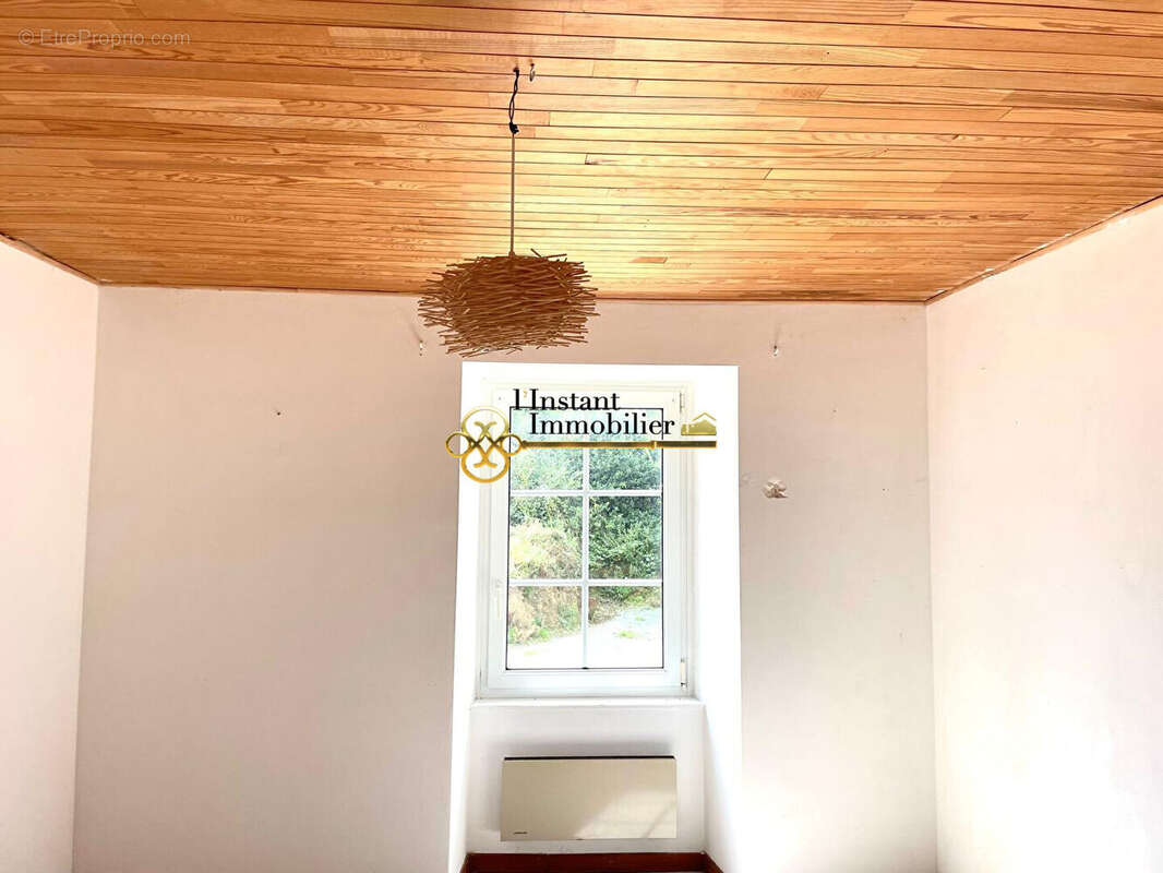 Maison à PLOUEGAT-GUERAND