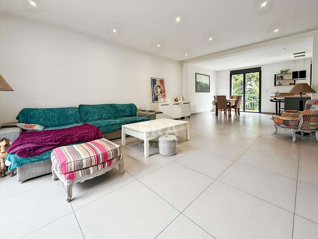 Maison à BOISSISE-LE-ROI