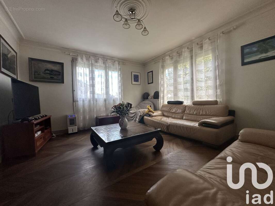 Photo 2 - Maison à GUIPRY