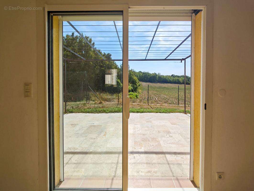 Villa T4 avec piscine et garage - photo 12