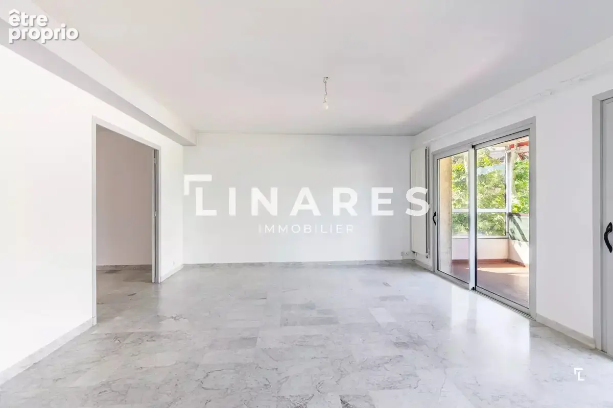 L'APARTÉ - Appartement T4 de 90m2  - Terrasse - Balcon - Cave - Garage (sus) - 13008 - photo 6