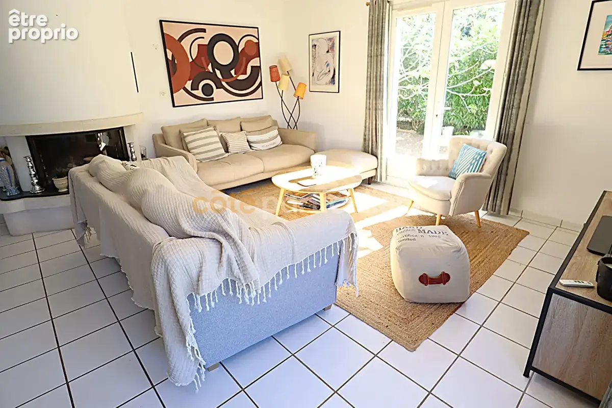 Boulouris Villa 125m² 4 pièces avec piscine sur terrain 709m² - photo 5