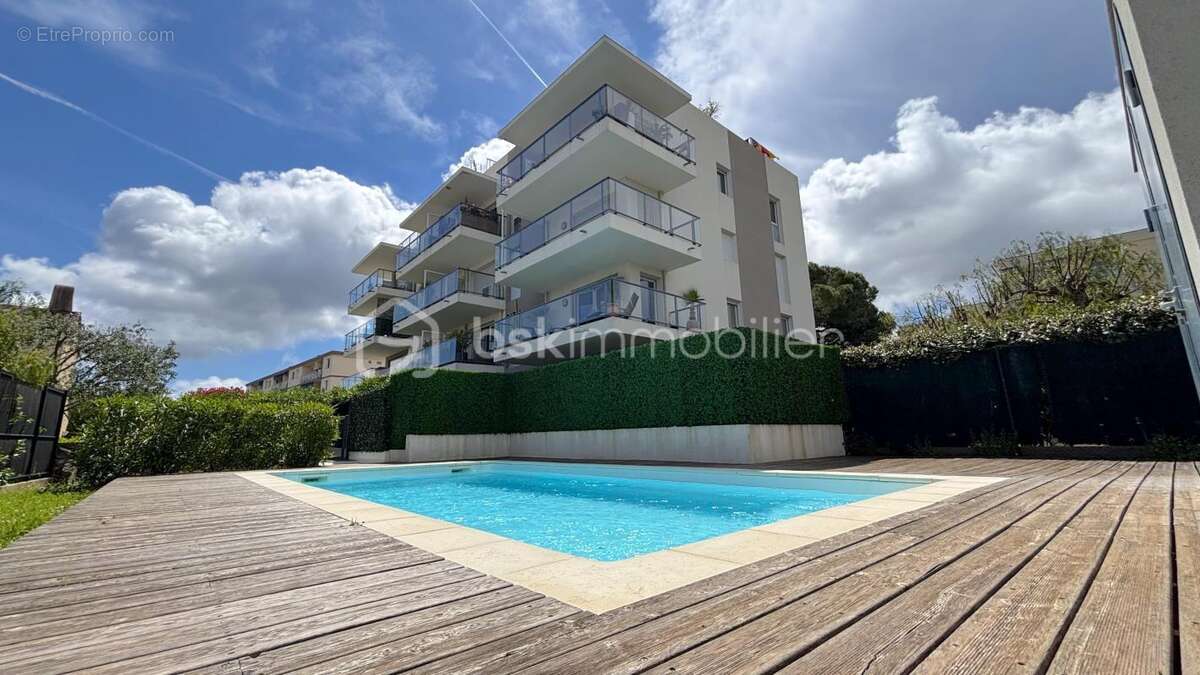 Appartement 3 pièces en toit-terrasse avec vue mer imprenable - photo 8