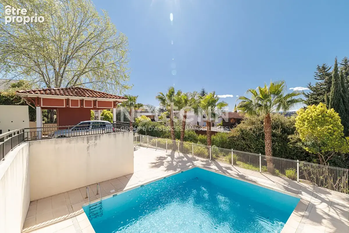 A vendre - 3 pieces - nice corniche fleurie - terrasse d'angle 22 m² - dernier étage - piscine & parc privé - parking privatif e - photo 5