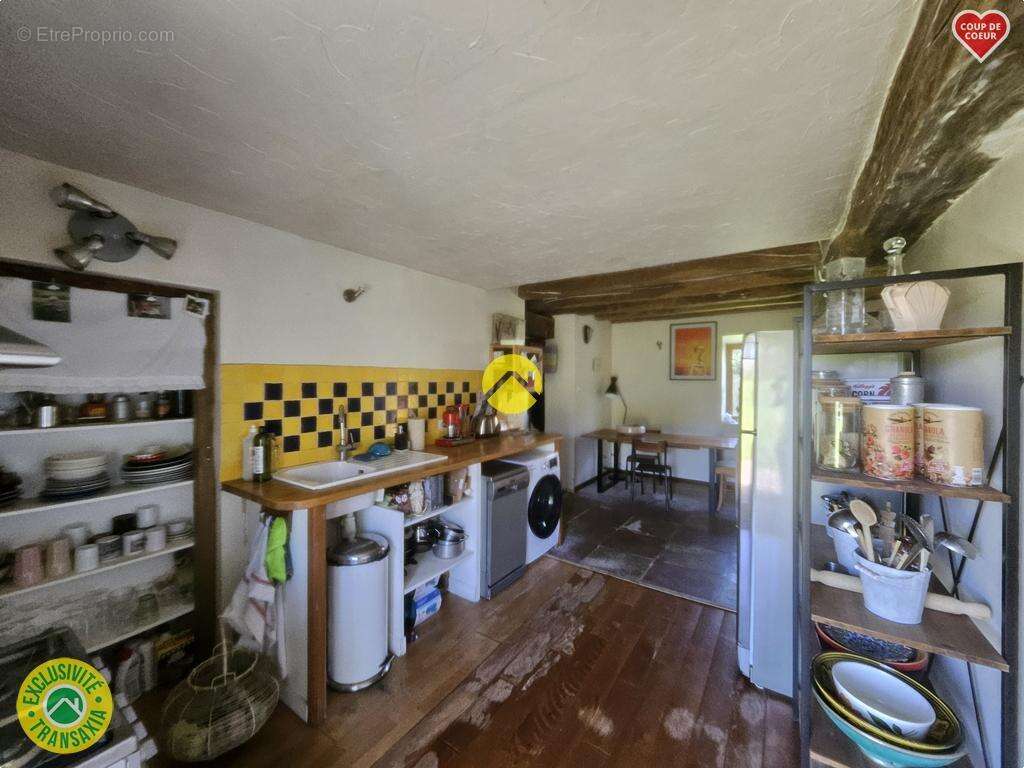 Maison à JOUET-SUR-L'AUBOIS