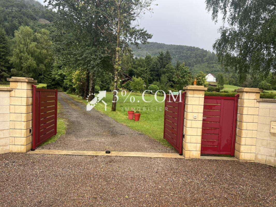 Maison à SAINT-MAURICE-SUR-MOSELLE