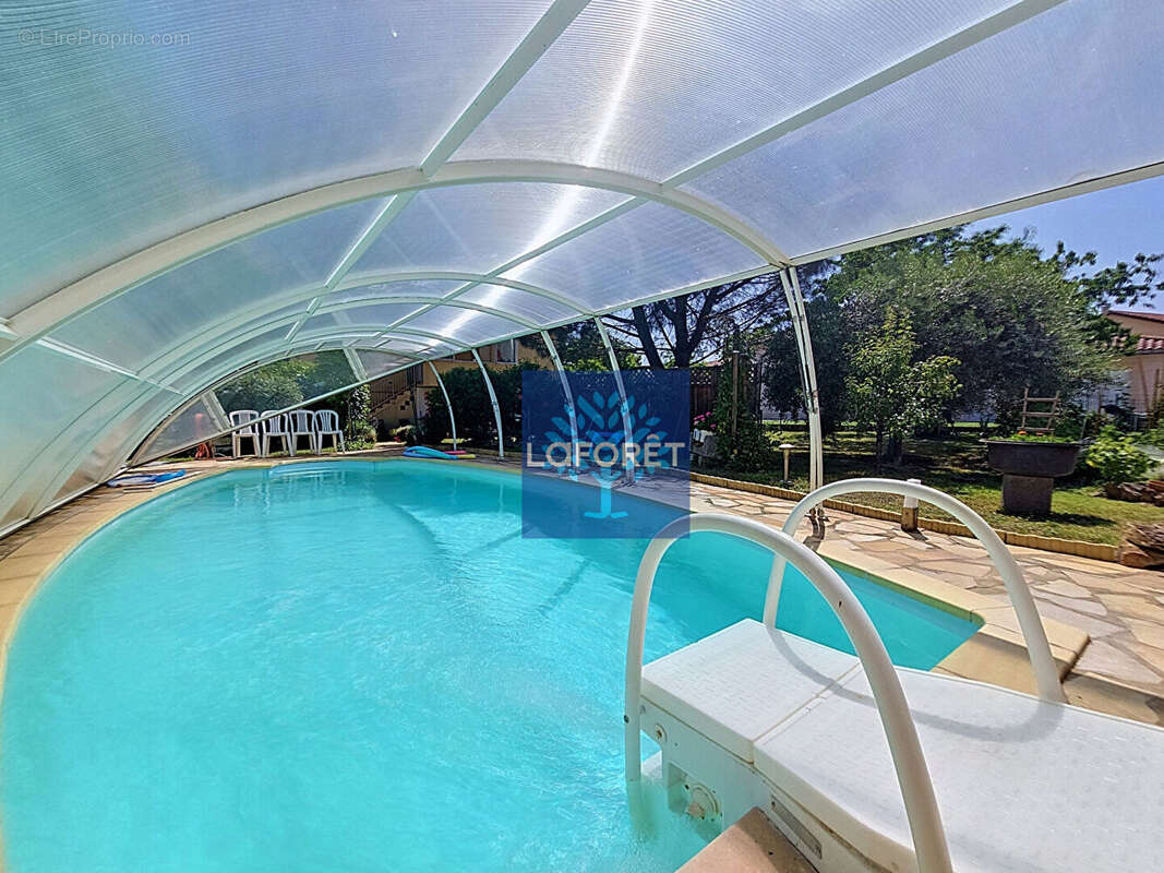 Maison 95m² avec piscine et jardin arboré - Brignais - photo 5