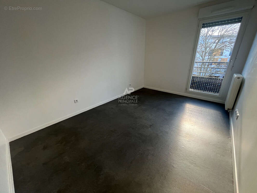Appartement à SAINT-OUEN-L'AUMONE