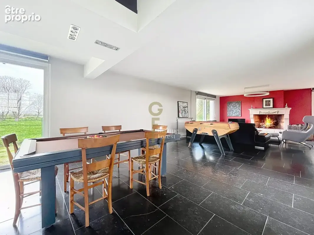 Maison 9 pièces 307 m² à vendre à Linselles (59126) - photo 2