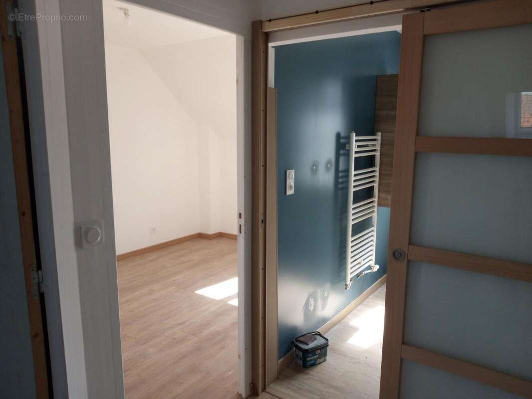Appartement à DURY