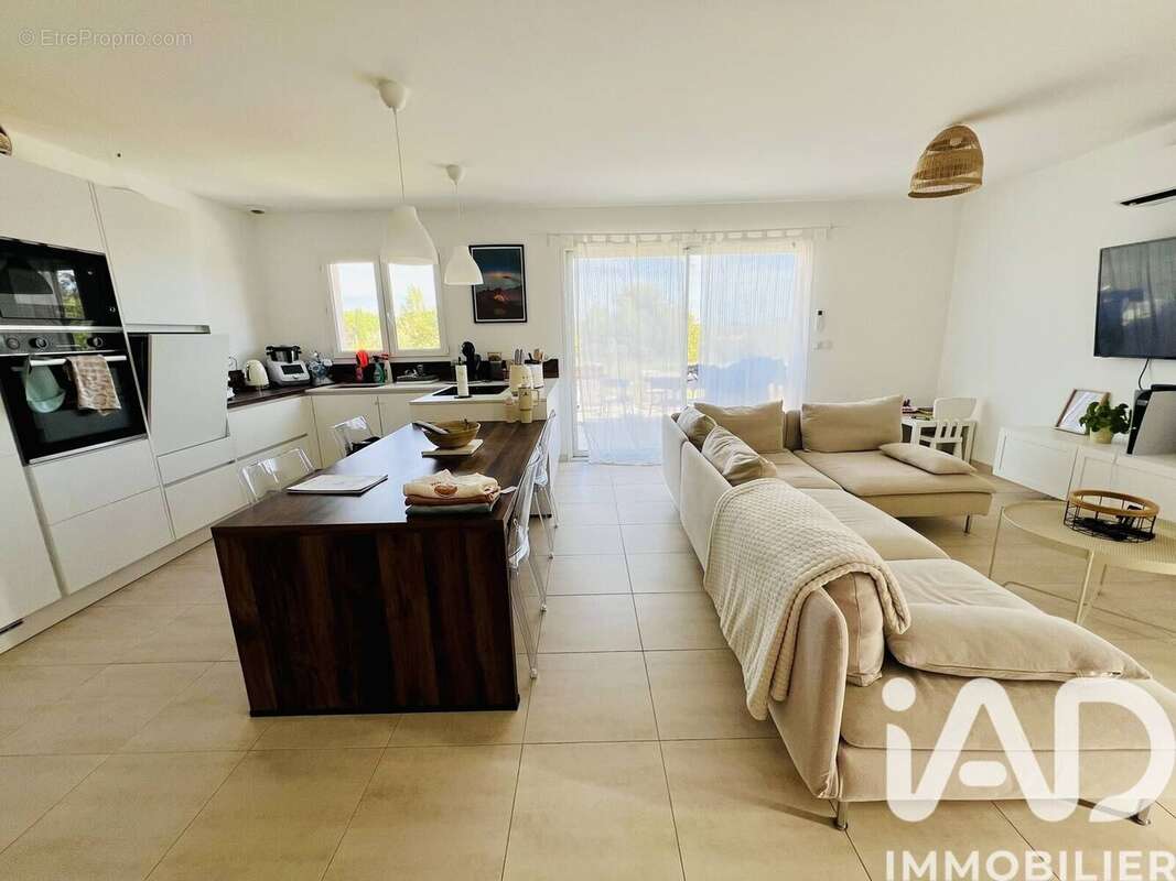 Photo 2 - Maison à VILLEMOUSTAUSSOU