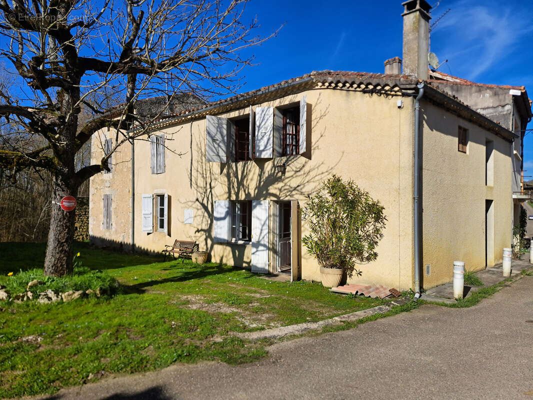 Maison de village - photo 2